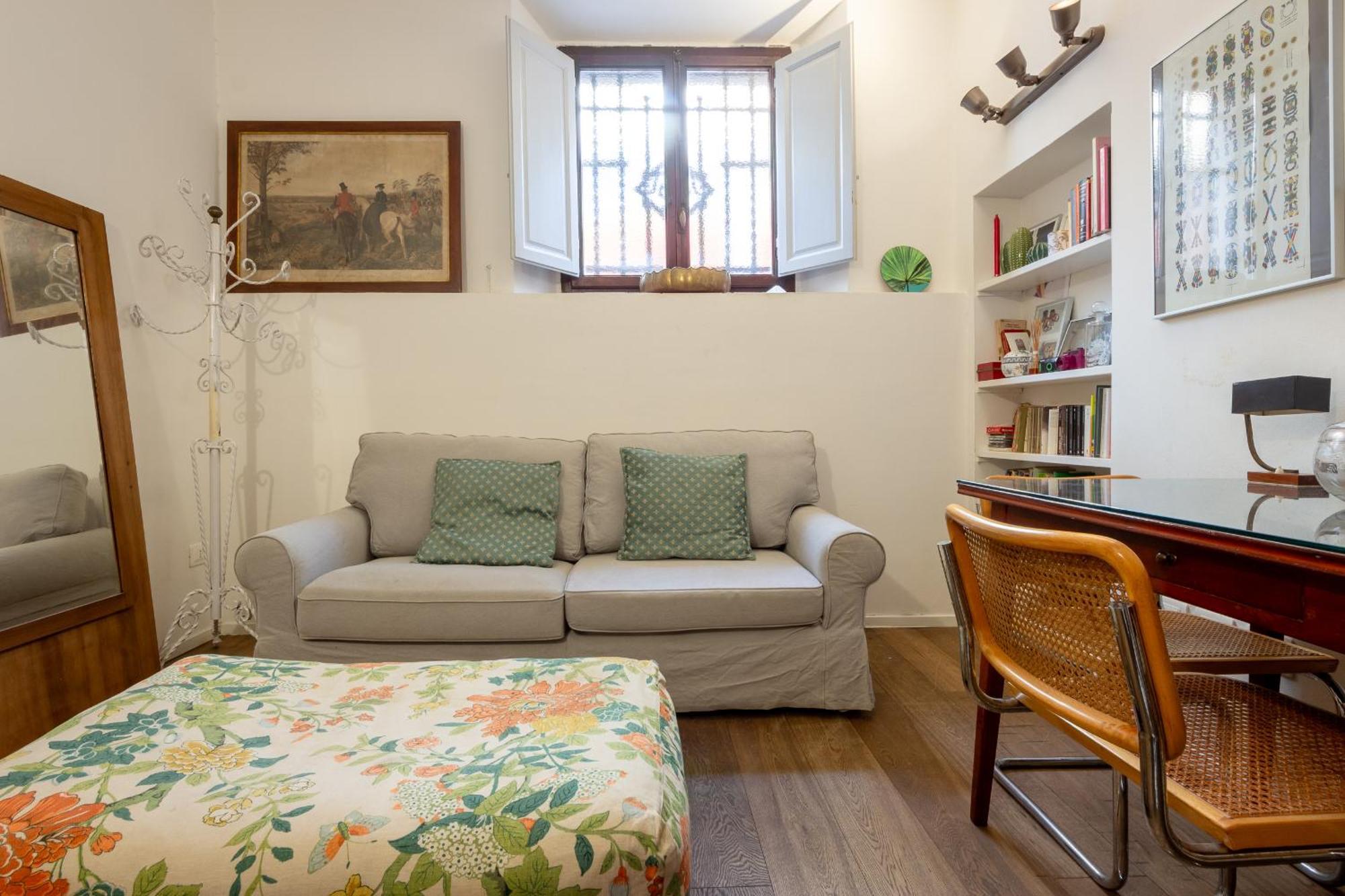 One Bedroom With Patio N2 *