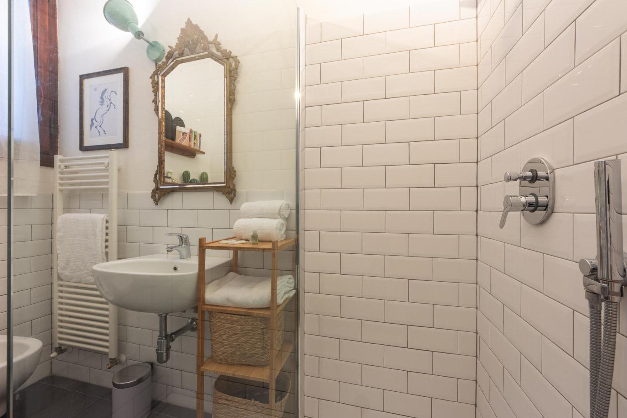 One Bedroom With Patio N2